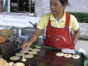 Khanom Buang